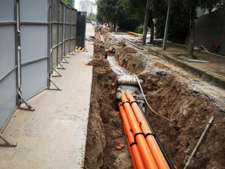 保沿線企業用電無憂 忠縣政通路電力排管鋪設加速，助力區域發展與水處理凈化